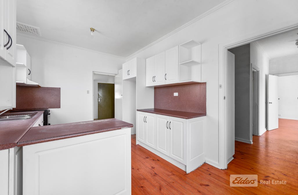 8 Playford Street, Millicent, SA, 5280 - Image 9