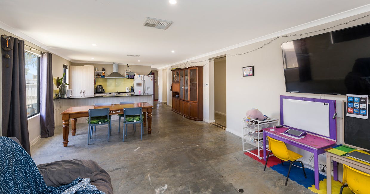 146 Chidlow Street East , Northam, WA, 6401 - Image 5