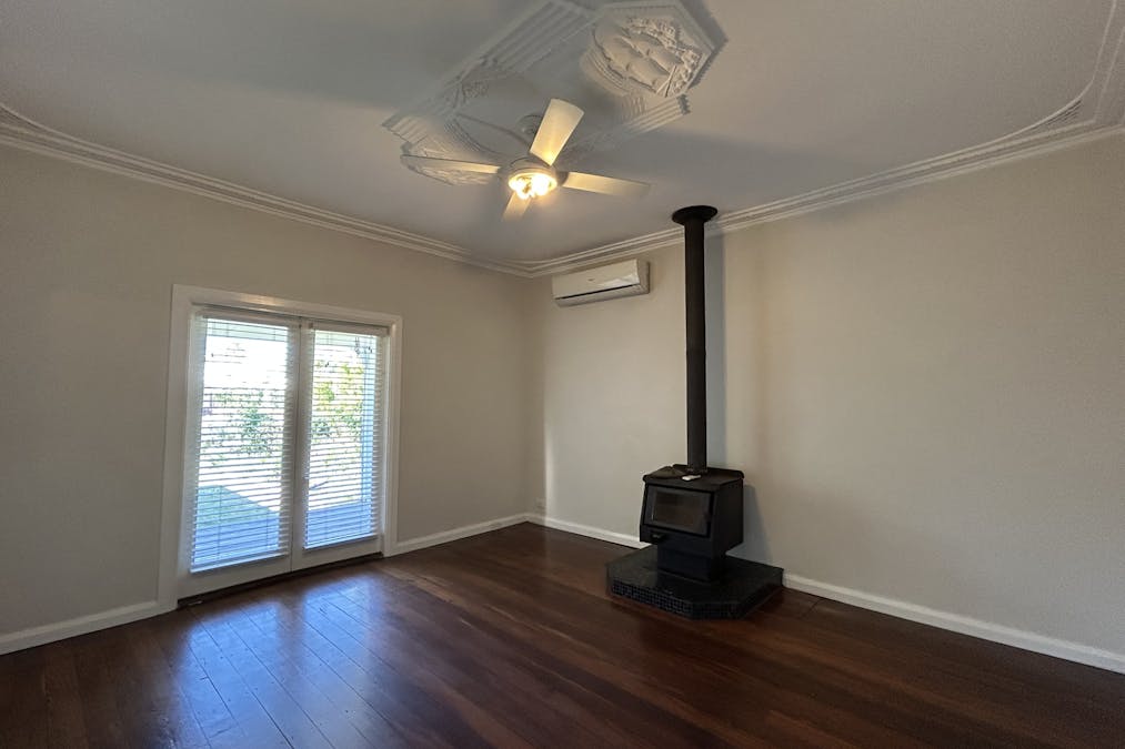 11 Queensbury Street, South Bunbury, WA, 6230 - Image 2