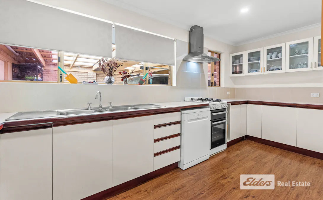 7 Grove Street West , Little Grove, WA, 6330 - Image 8