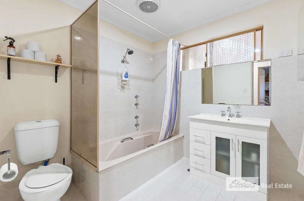 7 Grove Street West , Little Grove, WA, 6330 - Image 13