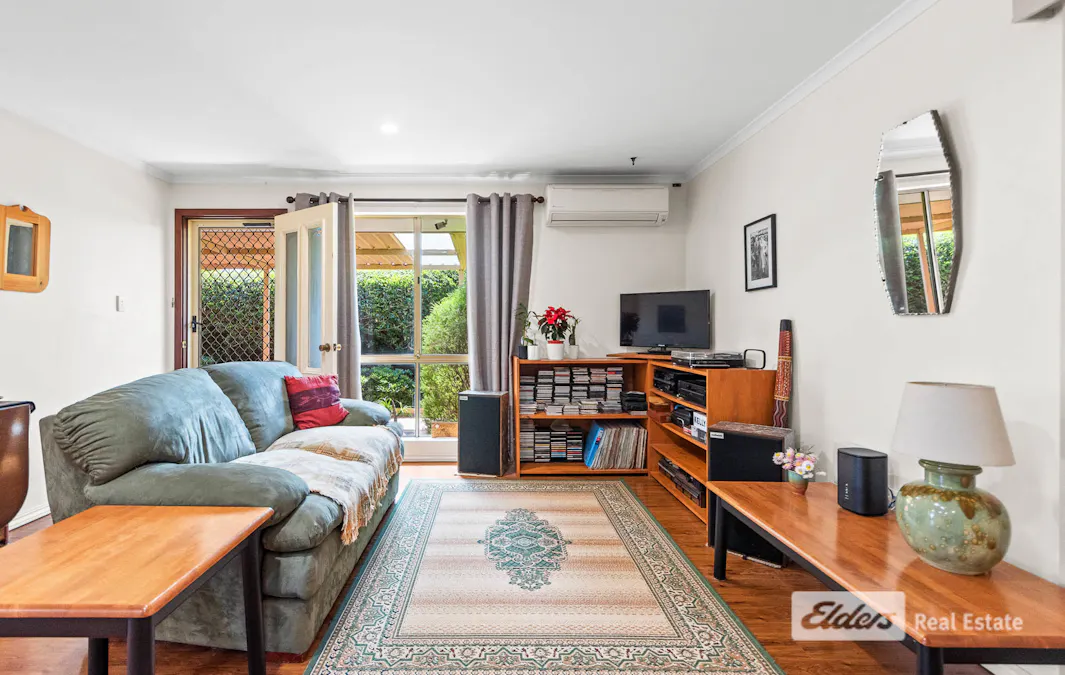 7 Grove Street West , Little Grove, WA, 6330 - Image 5