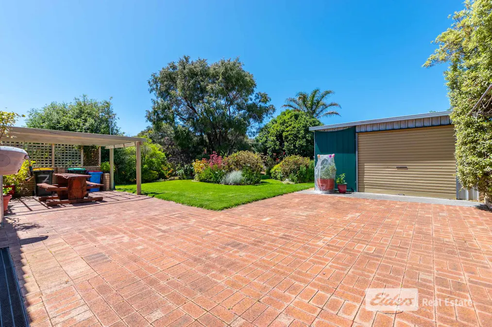 7 Grove Street West , Little Grove, WA, 6330 - Image 20