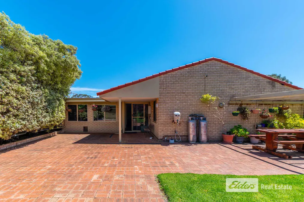 7 Grove Street West , Little Grove, WA, 6330 - Image 23