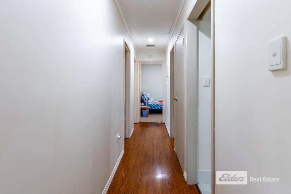 7 Grove Street West , Little Grove, WA, 6330 - Image 11