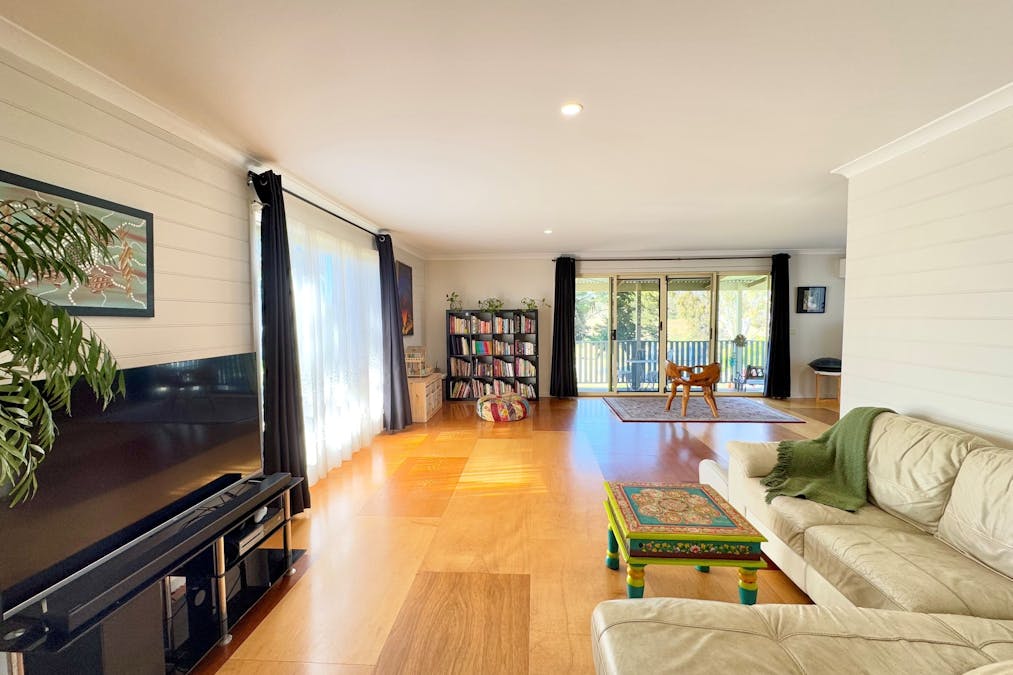 12 Gray Street, Lismore, VIC, 3324 - Image 6