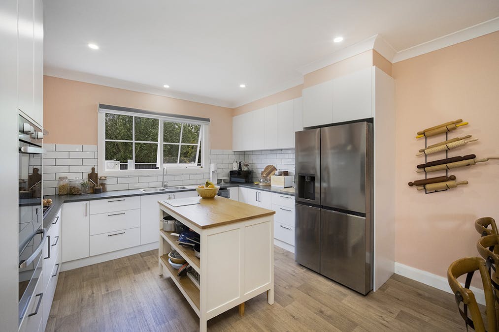 24 Burns Street, Hamilton, VIC, 3300 - Image 5