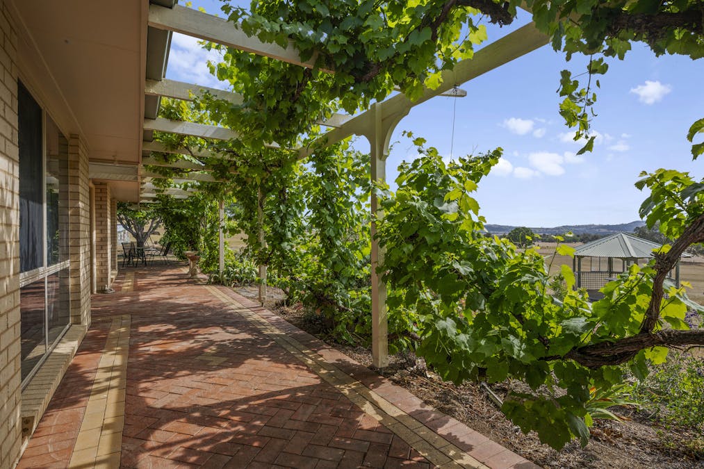 126 Sugarloaf Road, Sheans Creek, VIC, 3666 - Image 6