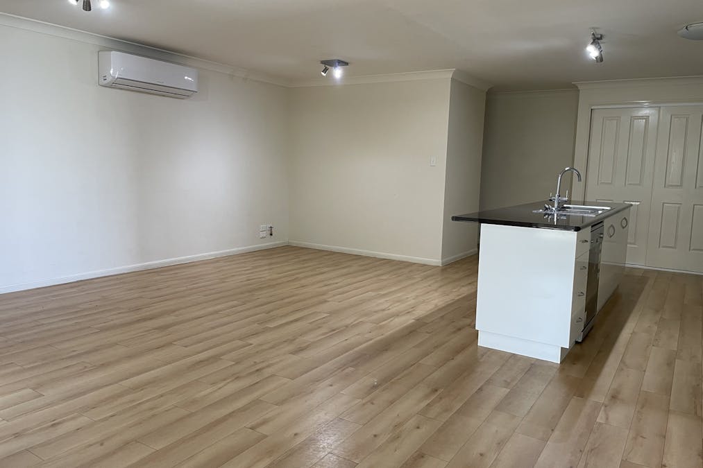 51 Gosden Drive, Dalby, QLD, 4405 - Image 4