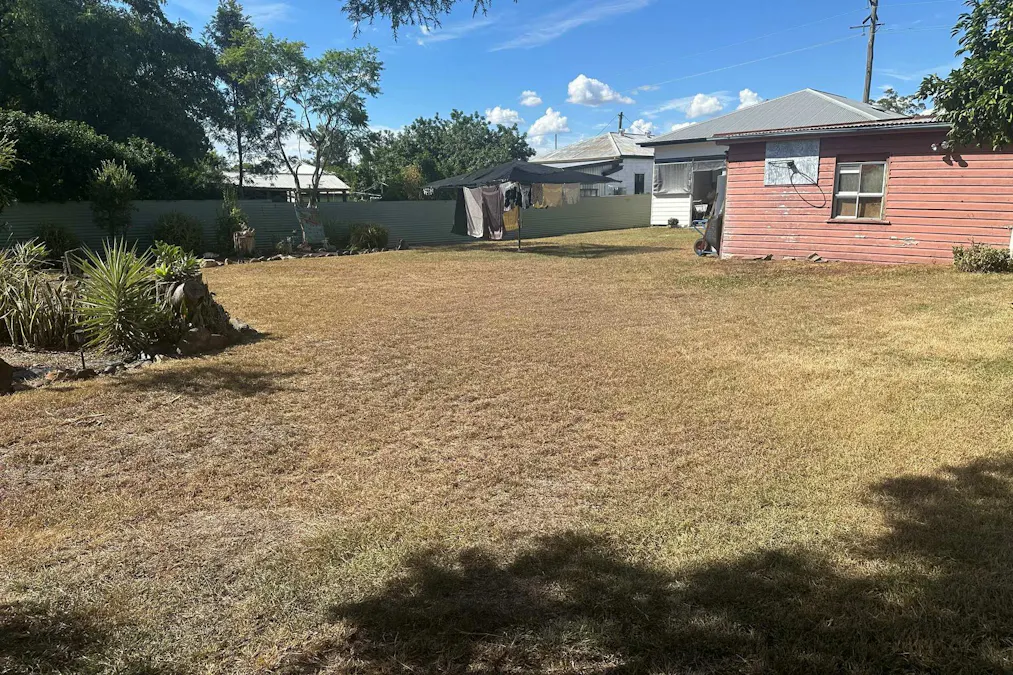 88  Bunya Street, Dalby, QLD, 4405 - Image 11