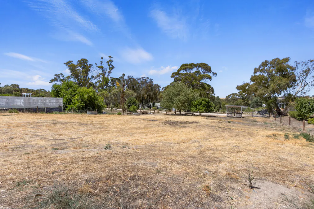 26 West Road, Watervale, SA, 5452 - Image 17