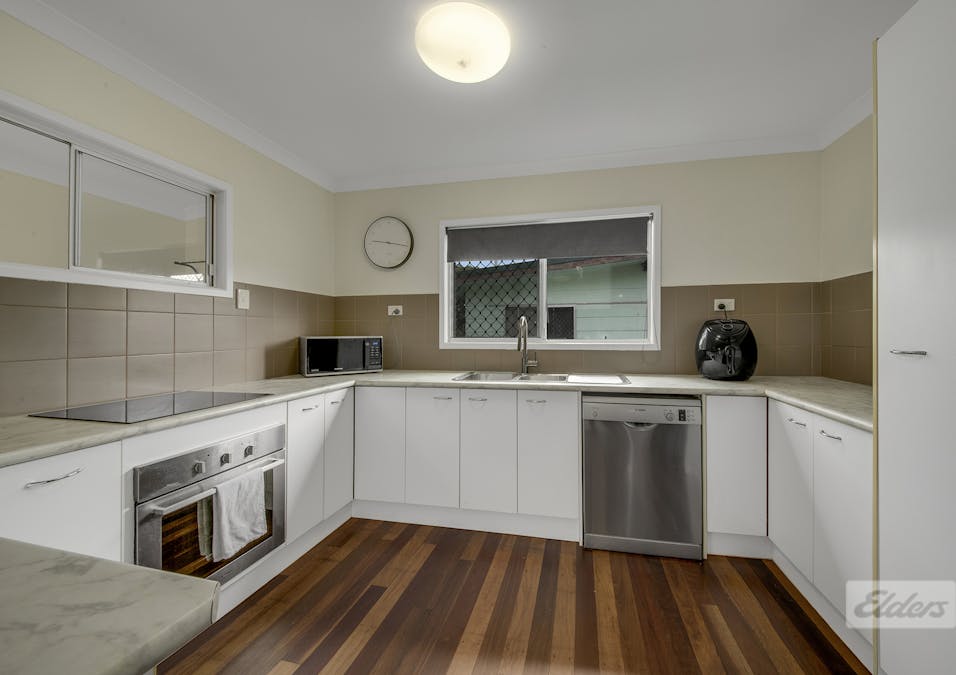 21 Penda Avenue, New Auckland, QLD, 4680 - Image 3