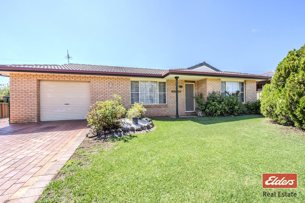 5 John Glenn Place, Dubbo, NSW, 2830 - Image 1