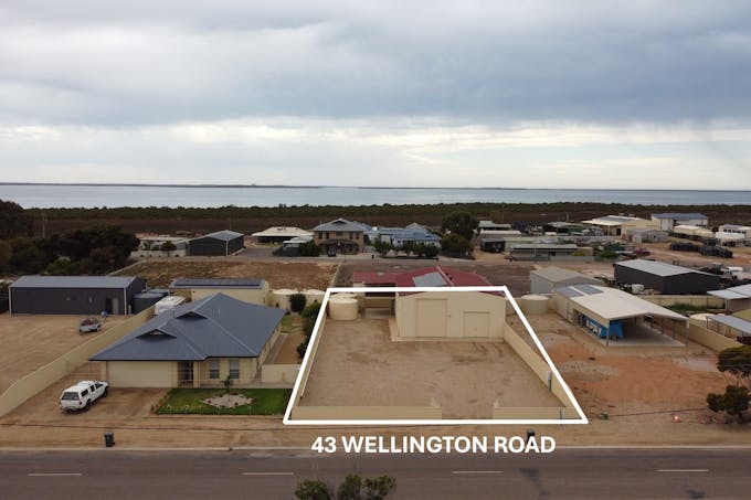 43 Wellington Road, Cowell, SA, 5602 - Image 1