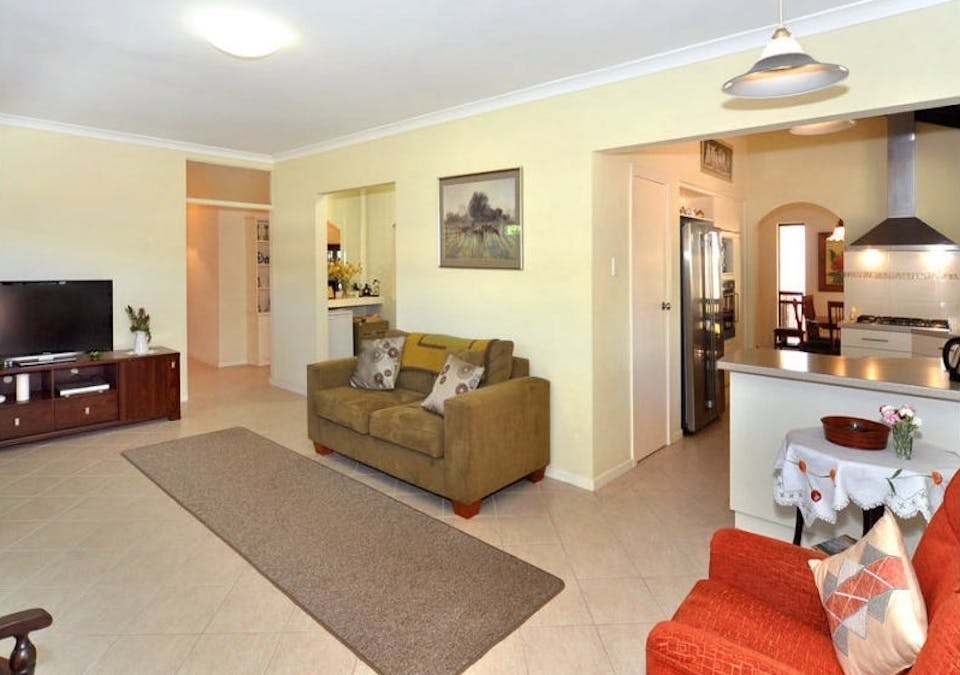 38 Parry Street, South Bunbury, WA, 6230 - Image 11