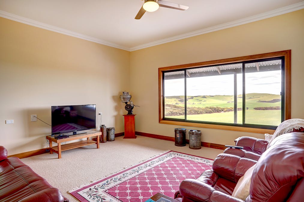 84 Lovegrove Lane, Whites Flat, SA, 5607 - Image 11