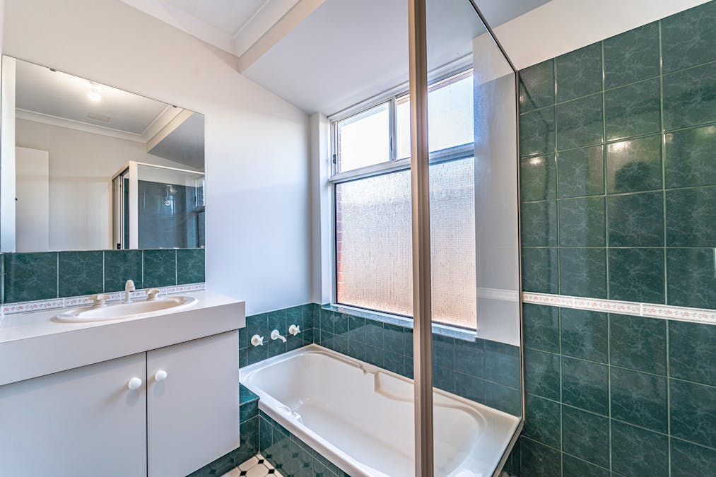 75 Flowerwood Way, Huntingdale, WA, 6110 - Image 20