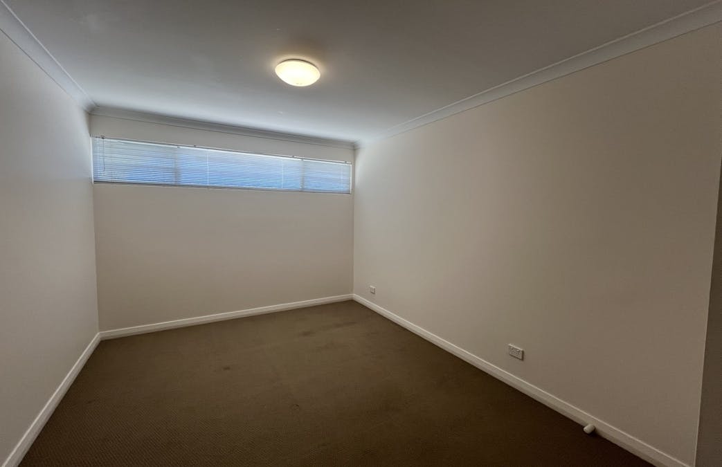 19B Cambrose Avenue, Australind, WA, 6233 - Image 6