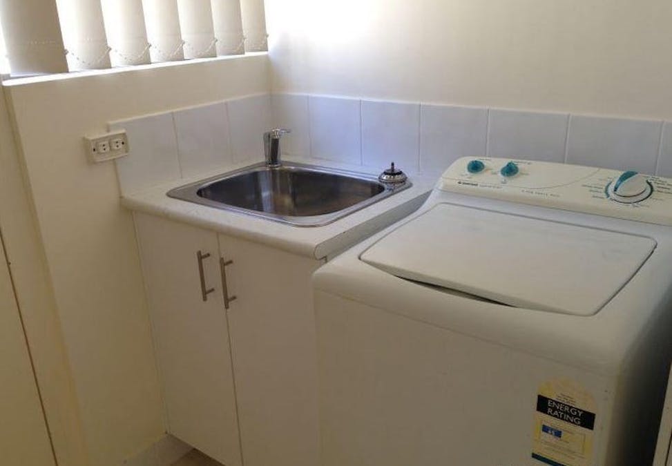 5/35 Butler Street, New Auckland, QLD, 4680 - Image 7