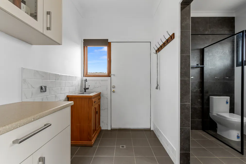 787 Stock Route Road, Robertstown, SA, 5381 - Image 17