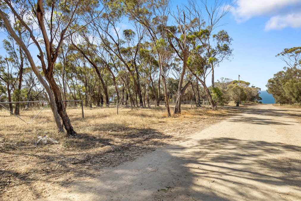 Section 21 Currawong Avenue, Penneshaw, SA, 5222 - Image 5