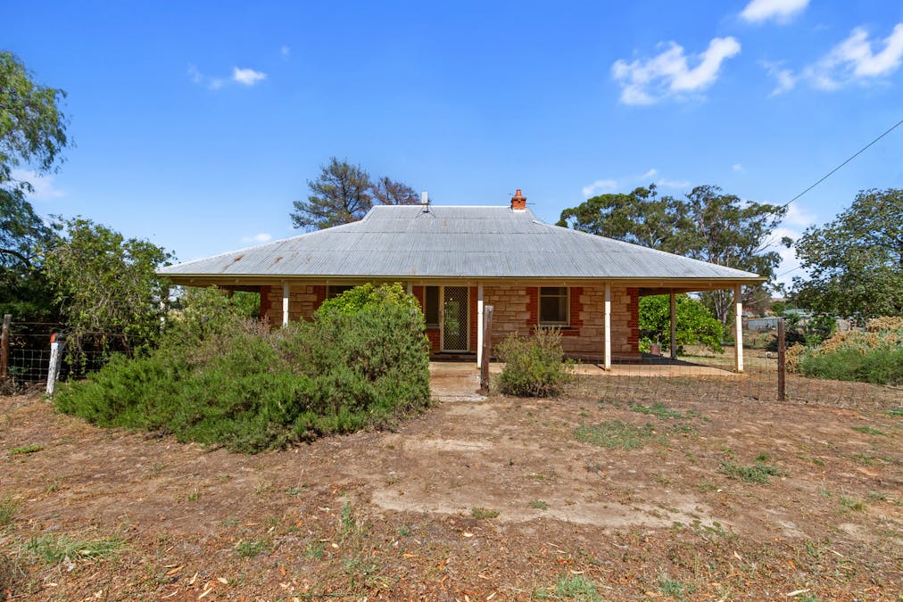 4-6 Sheila Street, Spalding, SA, 5454 - Image 1