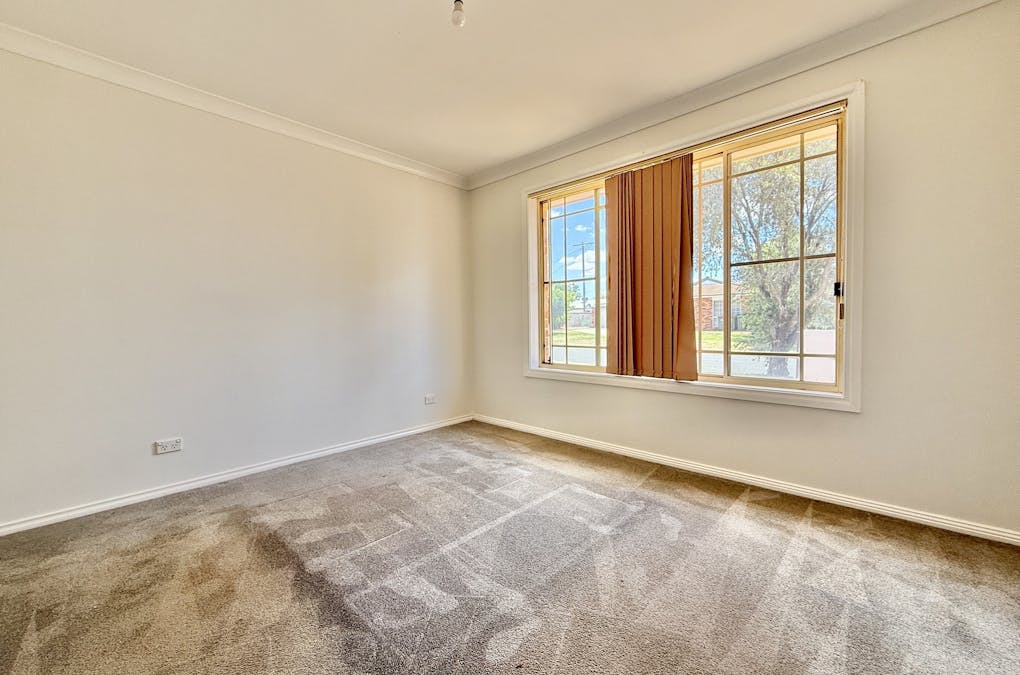 3 Guillan Place, Parkes, NSW, 2870 - Image 4