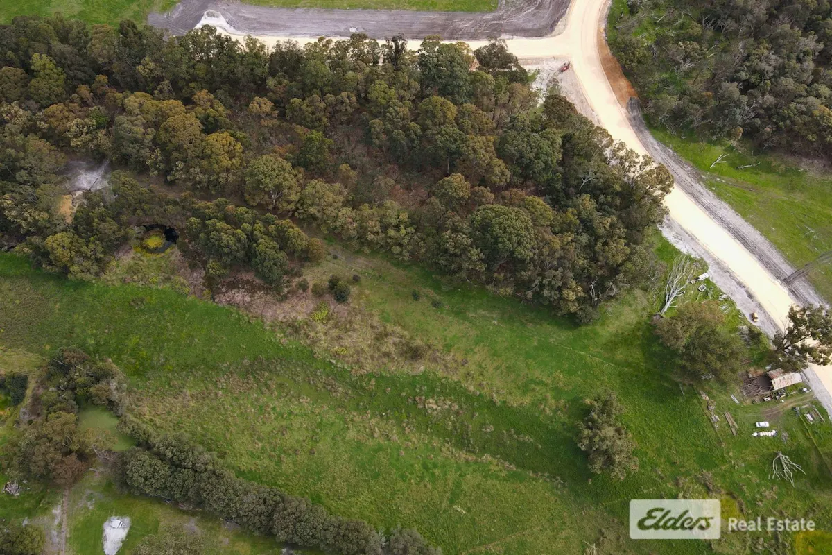 Ajana Drive — photo 3 of 7