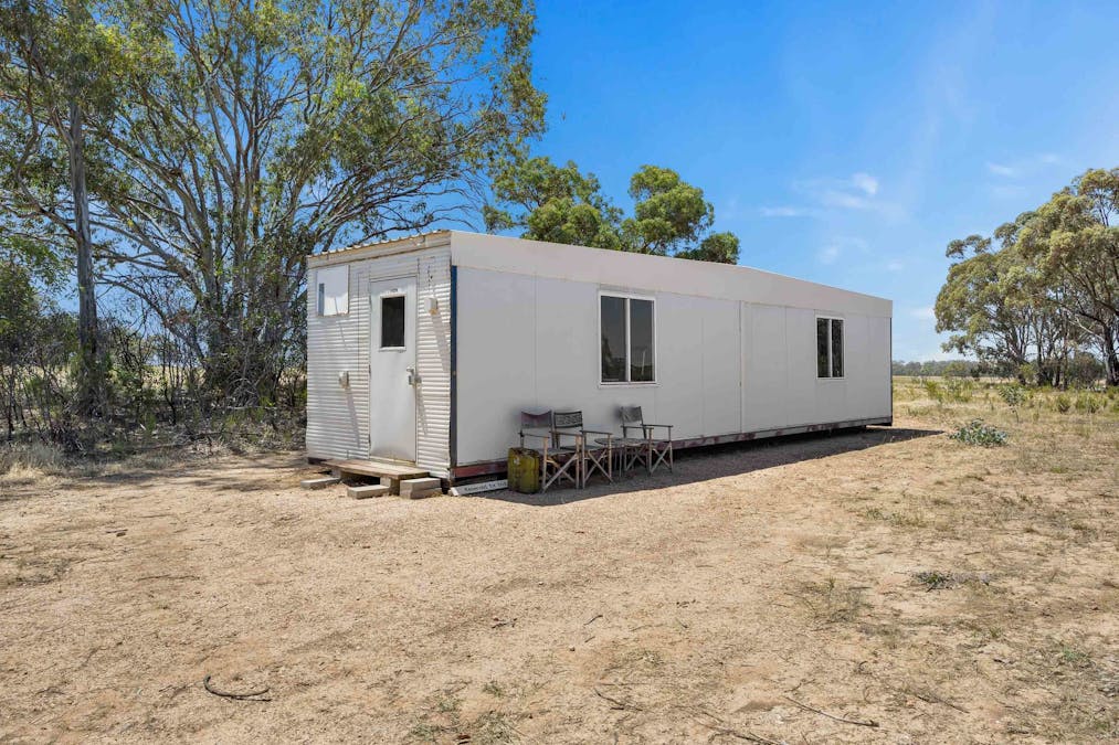 Level CA 26/Moyreisk Road, Redbank, VIC, 3477 - Image 25