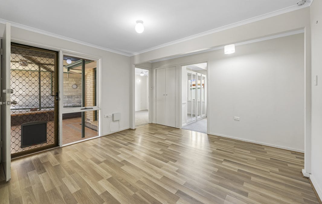 10 Hamar Court, Hackham West, SA, 5163 - Image 10