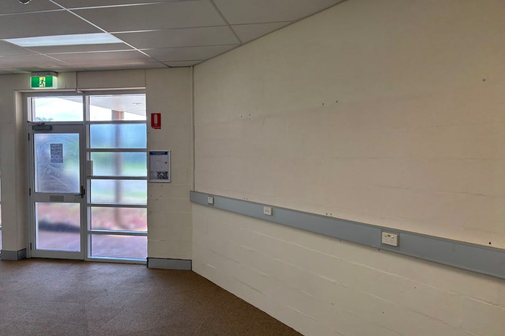 Address upon request - Image 2