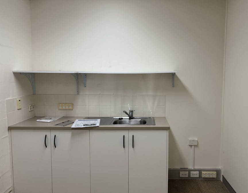 Address upon request - Image 8