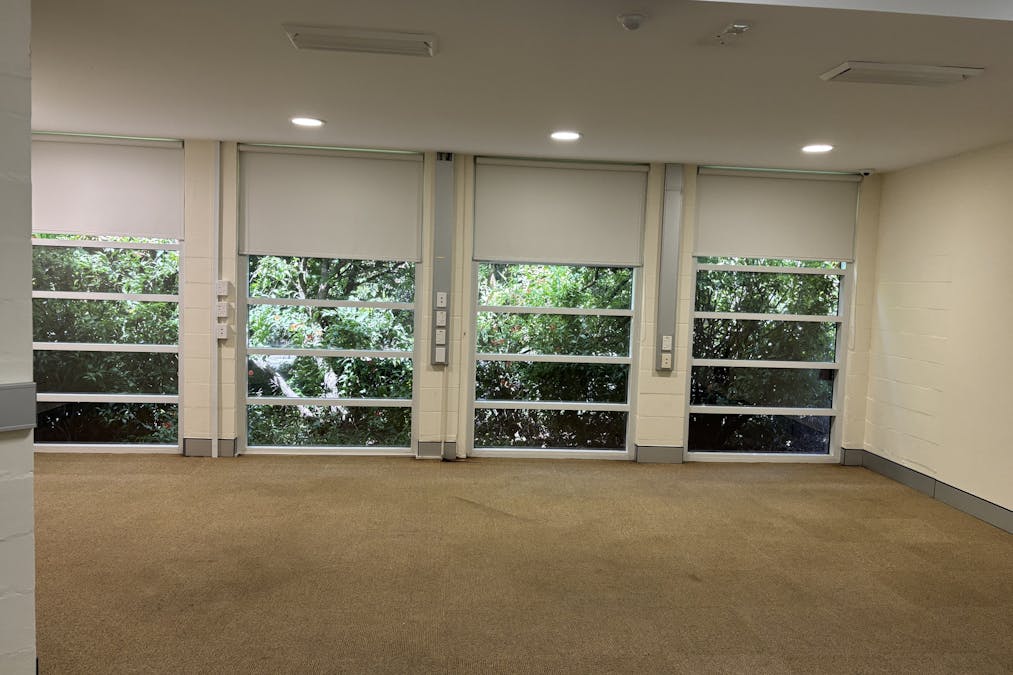 Address upon request - Image 10