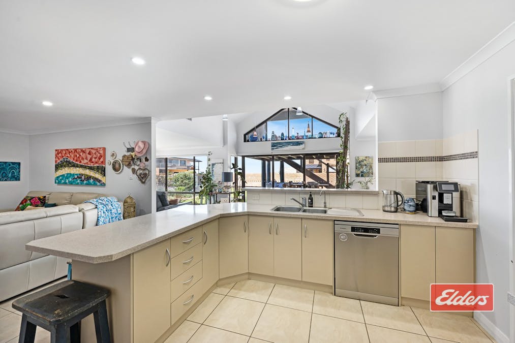 20 Coastside Crescent, Glenfield, WA, 6532 - Image 4