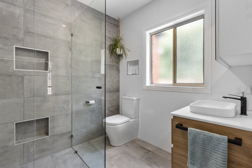 66 Neagles Rock Road, Clare, SA, 5453 - Image 18