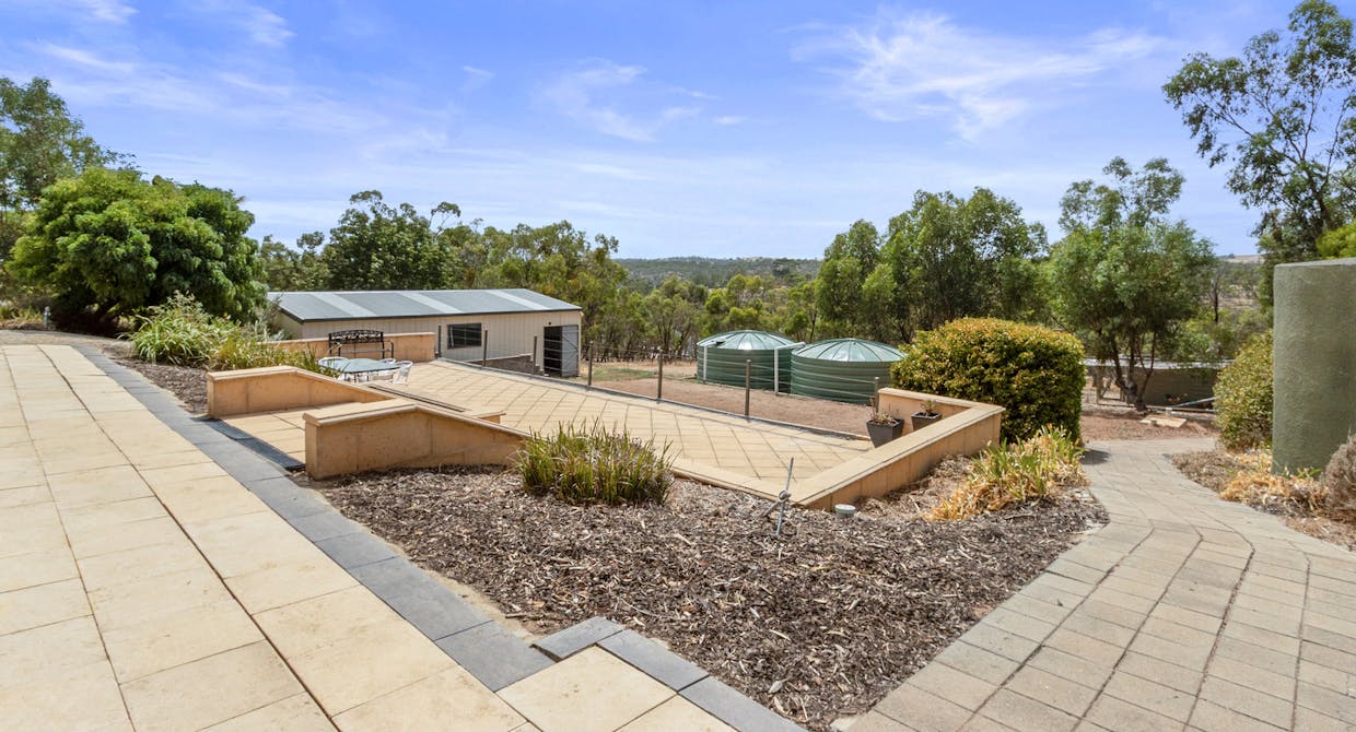 66 Neagles Rock Road, Clare, SA, 5453 - Image 26