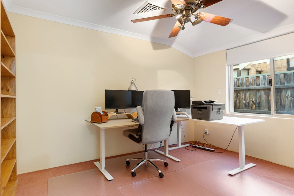 5 Boyle Avenue, Rockingham, WA, 6168 - Image 16