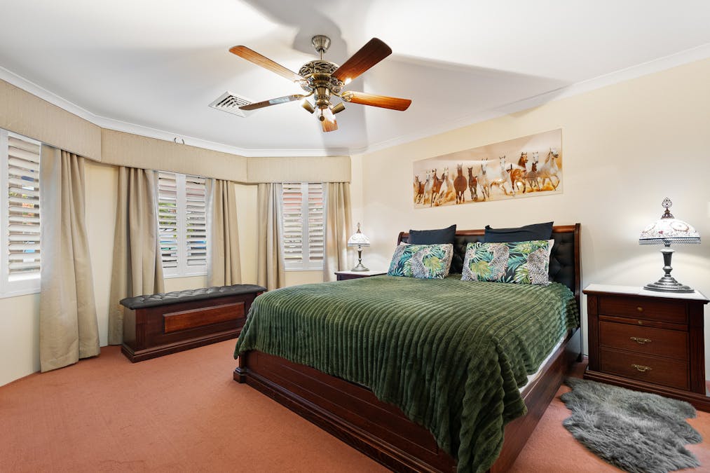 5 Boyle Avenue, Rockingham, WA, 6168 - Image 2