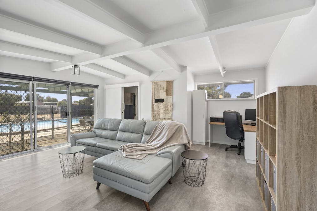 6 Aldenhoven Street, Berri, SA, 5343 - Image 2