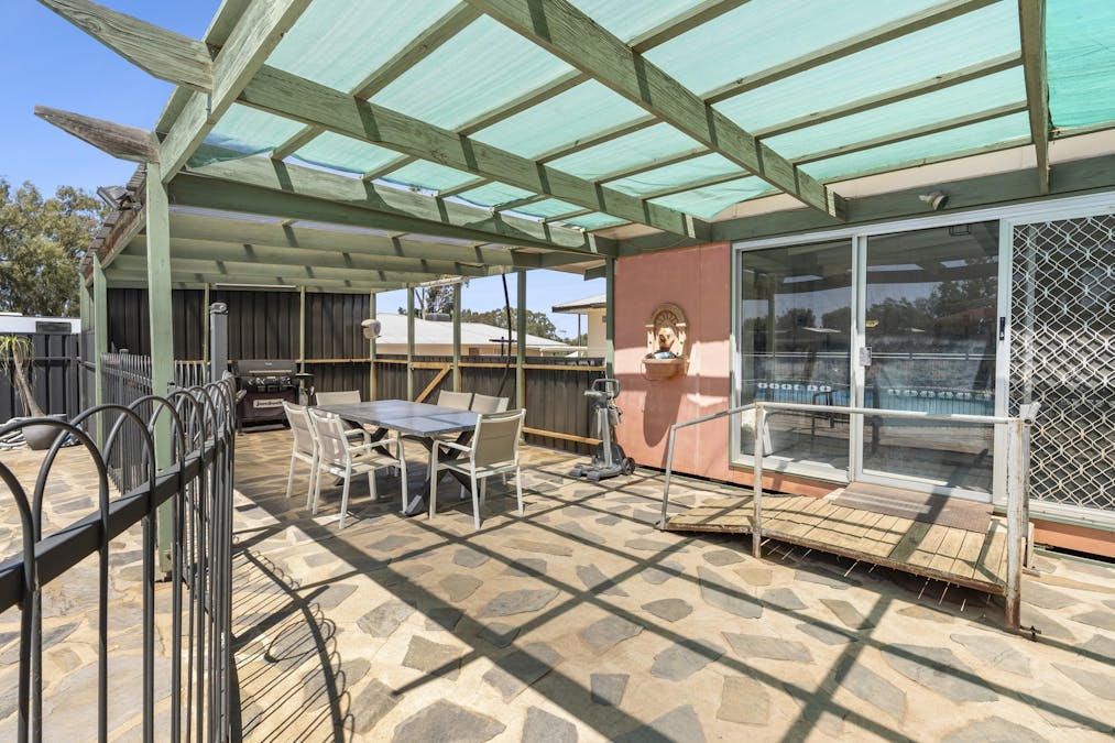 6 Aldenhoven Street, Berri, SA, 5343 - Image 12