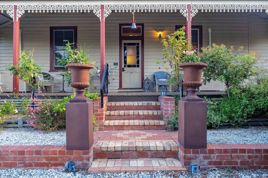 12 Albert Street, Alexandra, VIC, 3714 - Image 2