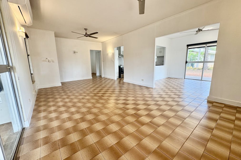 12 Caledonian Street, Anula, NT, 0812 - Image 3
