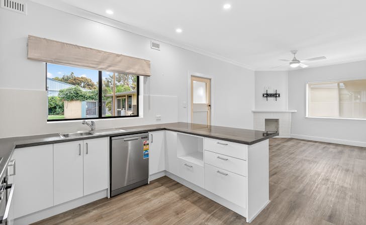 5 Brand Avenue, Victor Harbor, SA, 5211 - Image 1