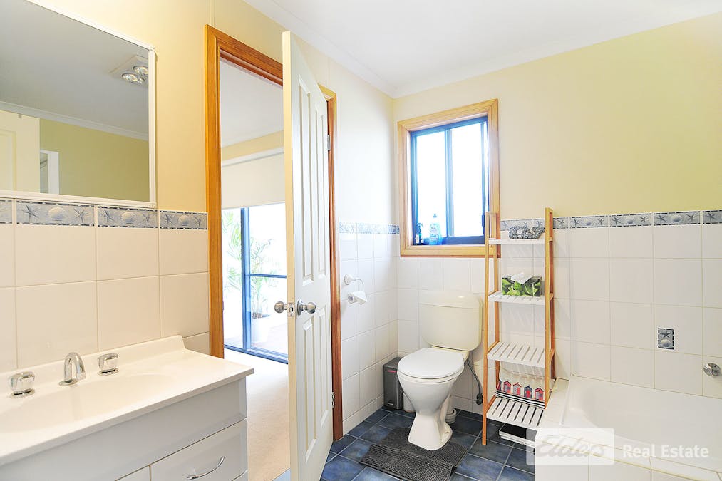 33 Lapwing Avenue, Robe, SA, 5276 - Image 19