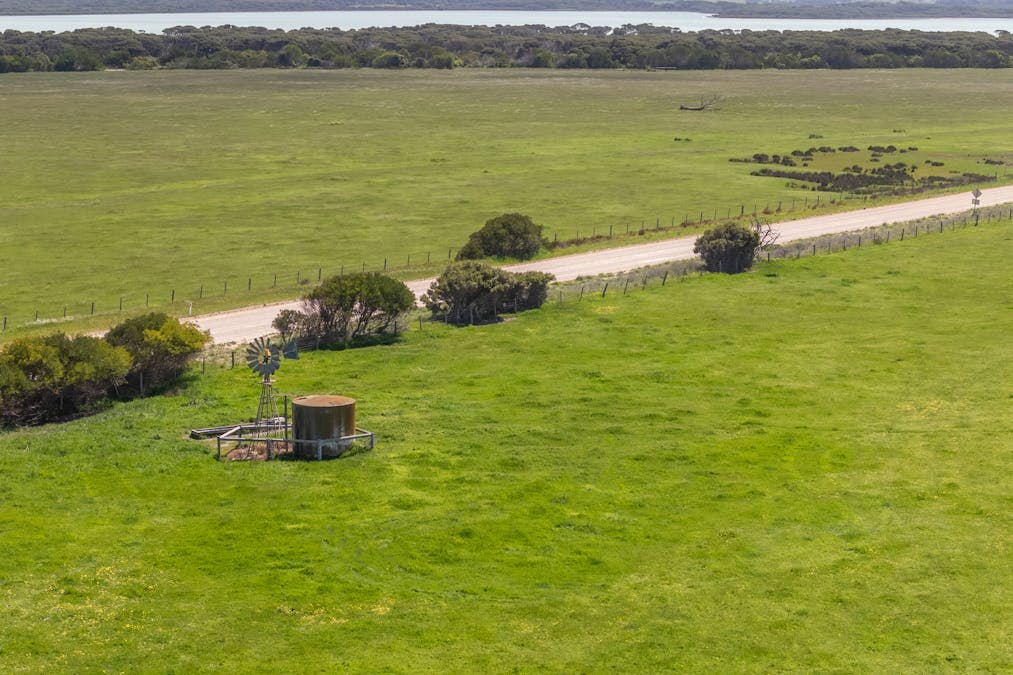 701 Nora Creina Road, Robe, SA, 5276 - Image 16