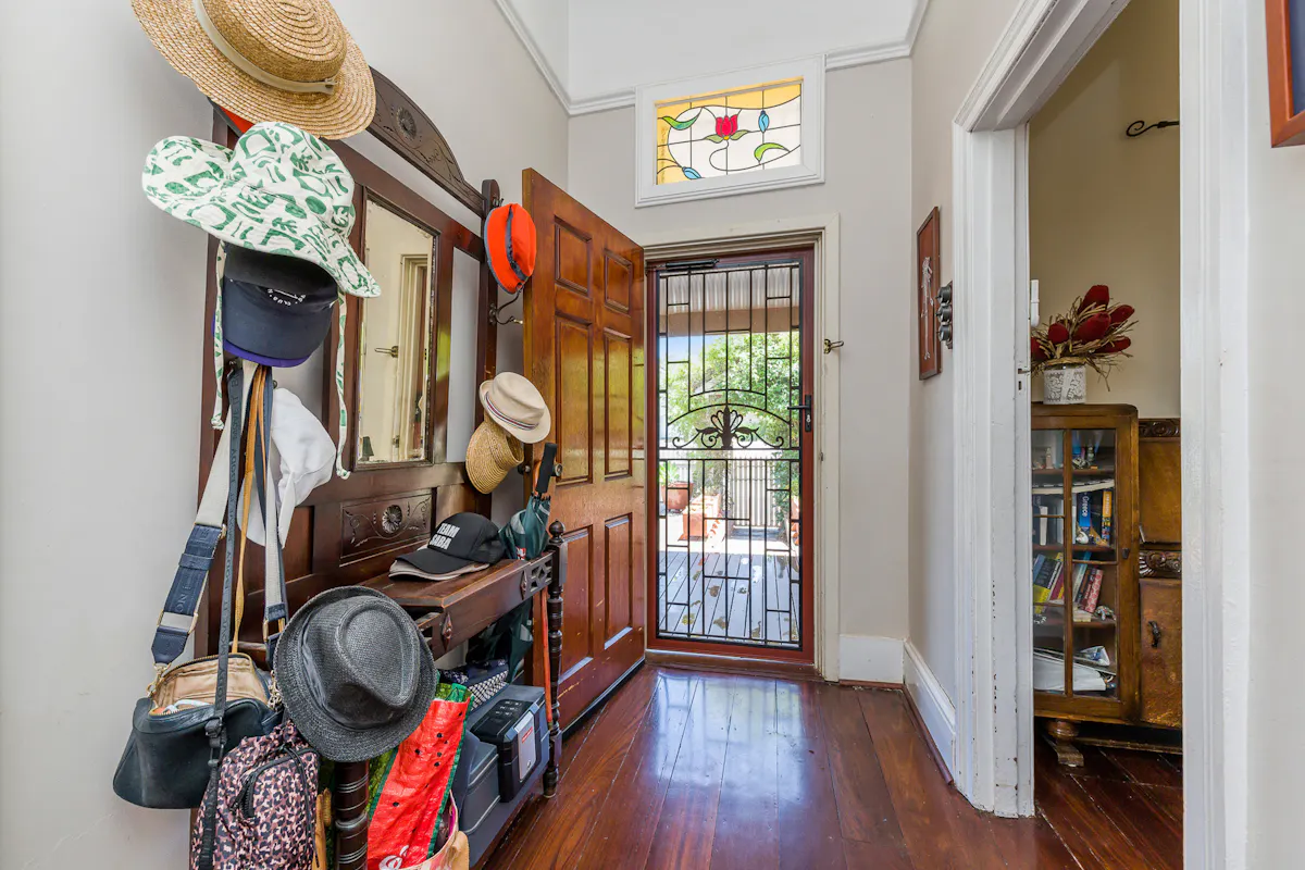 11 Taylor Street — photo 8 of 30