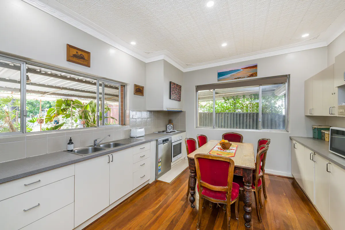 11 Taylor Street — photo 14 of 30