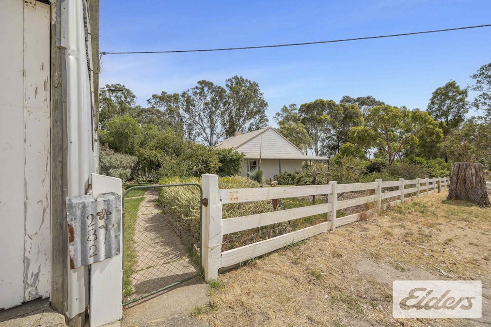 282 Egans Lane, Amphitheatre, VIC, 3468 - Image 1