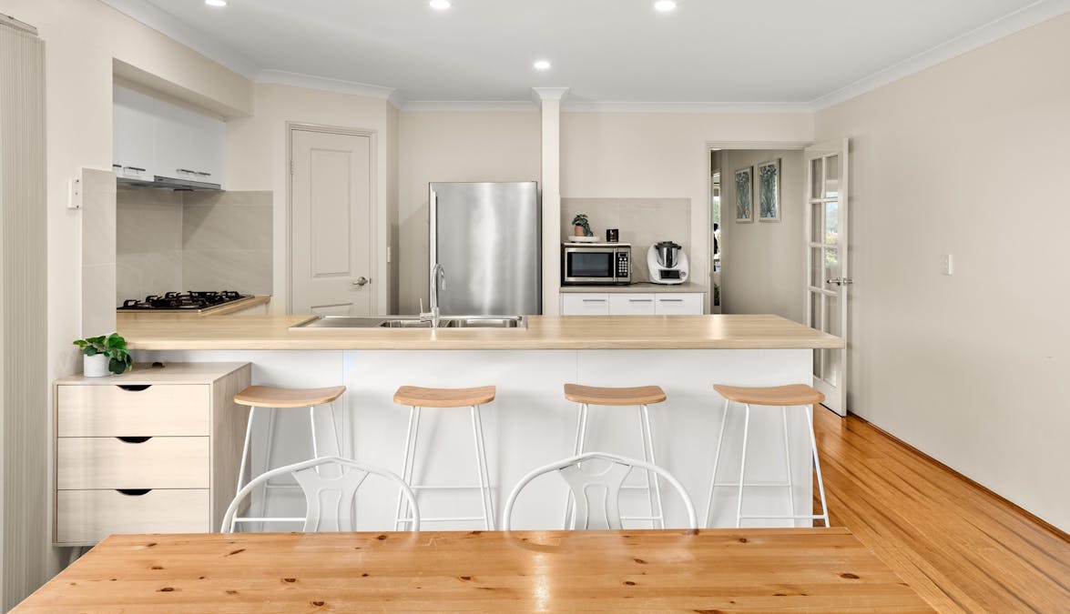 33 Ferndale Avenue, Dalyellup, WA, 6230 - Image 4