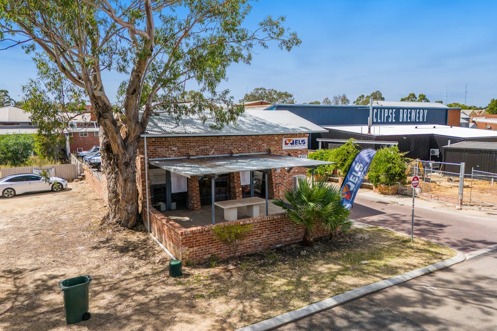 4 Gordon Place, Northam, WA, 6401 - Image 2